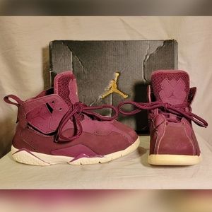 Air Jordan - True Flight, Infant size 9, High top; lace-up, Maroon/Burgandy